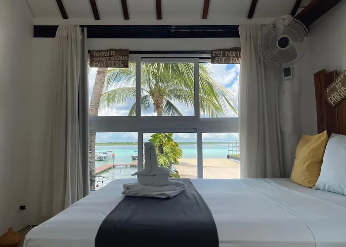 Yak Lake House - BacalarHostal